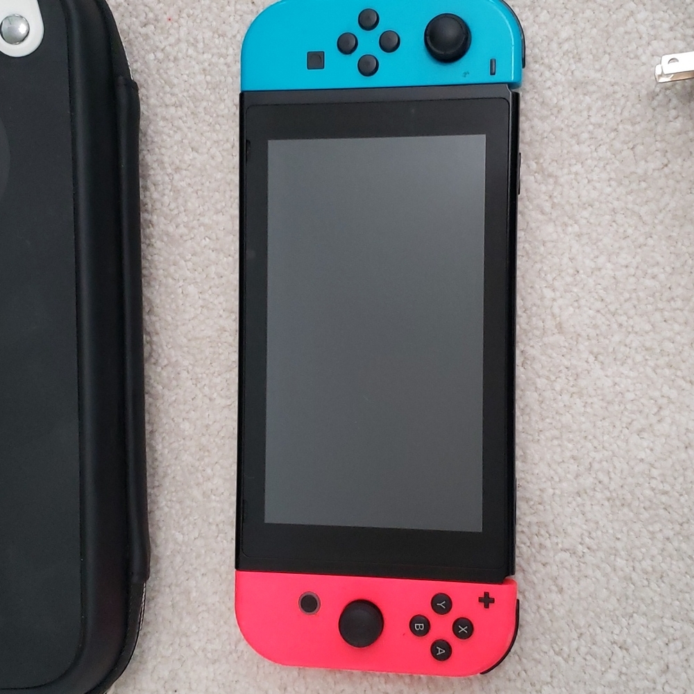 Used Nintendo Switch